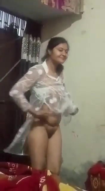 Beautiful Bhabi Nude Captured By Hubby