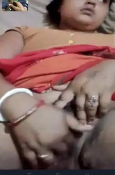 Unsatisfied village Bhabhi fingering her hairy pussy on video call