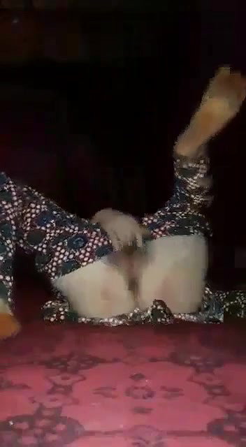 Himachal village wife fingering pussy on cam