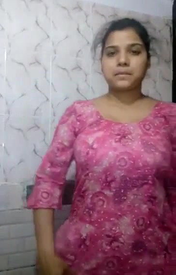 Desi Bhabhi showing her naked beauty in bathroom