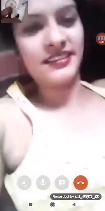 super cute Bangladeshi girl showing boobs on video call
