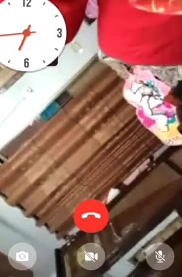 Beautiful Pakistani houseife showing pussy on video call