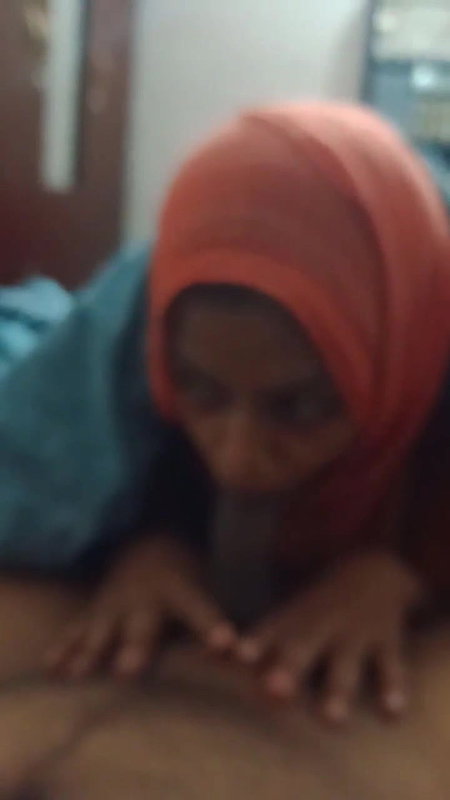 Bangladeshi maid giving awesome blowjob to owner