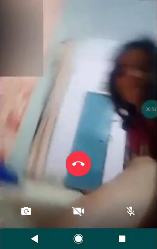 Pakistani girl showing her ass hole on video call