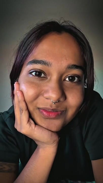 Indian miaz show her boob