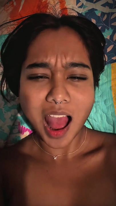 Indian miaz show her boob