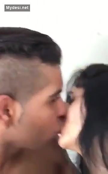 Cute Lovr Nice BJ small clip