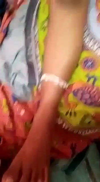 Indian sleeping Bhabhi nude video record by hubby