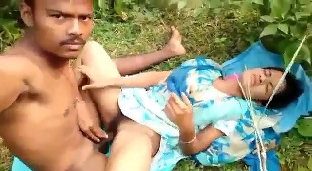 dehati lovers outdoor sex
