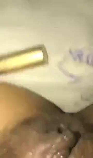 hairy pussy fuck with lipstick bottle