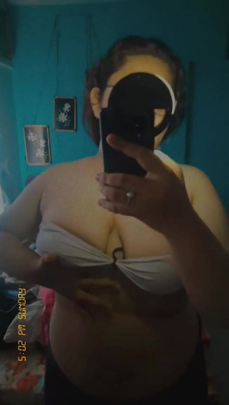 bigass horny chubby tanker gf showing boobs