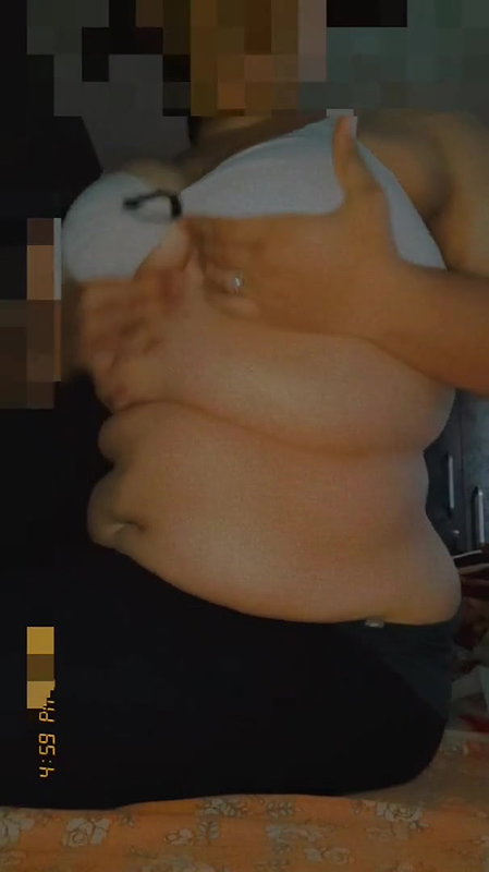 horny chubby tanker gf showing boobs pressing