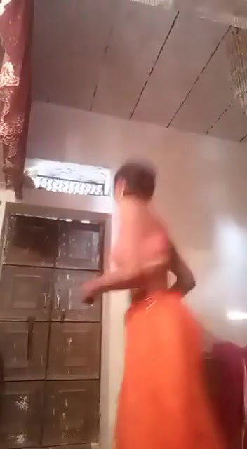 Village slim Wife Nude Show