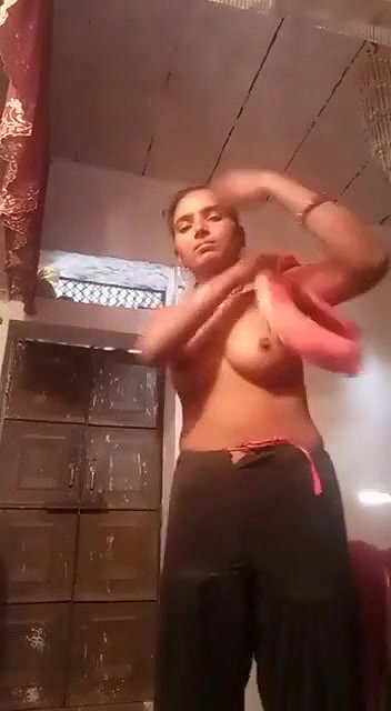 Village slim Wife Nude Show