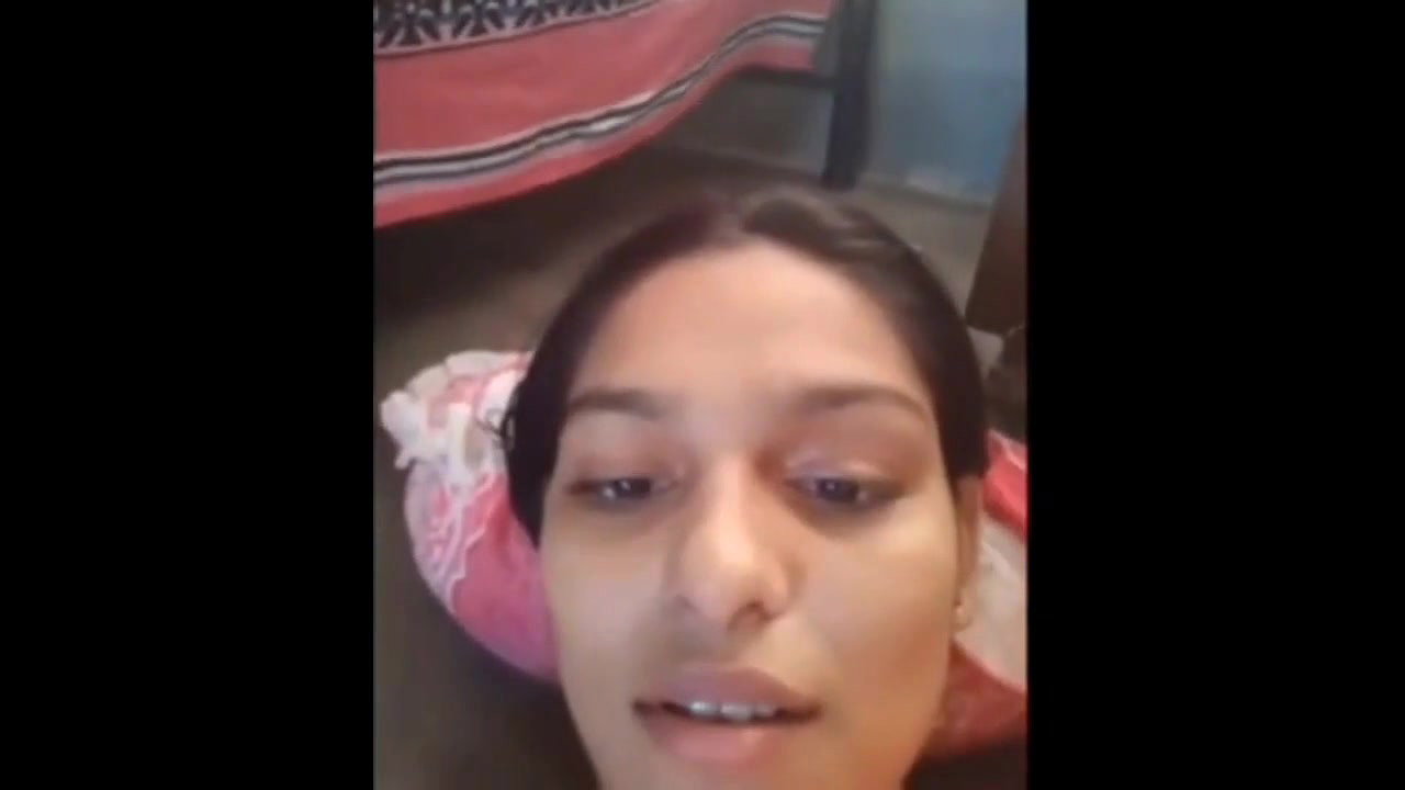 perfect body Indian girl Fingering