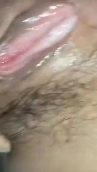 19yrs old college teen showing virgin pussy