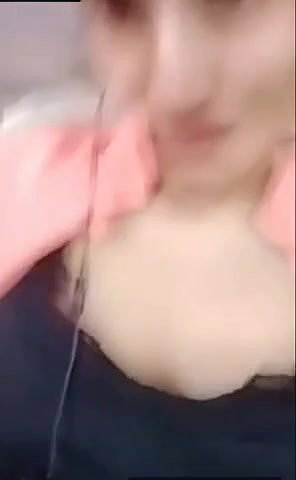 Indian girl showing her ass fingering