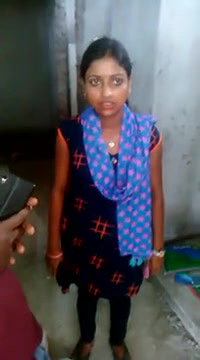 Bangali randi caught and show her pussy