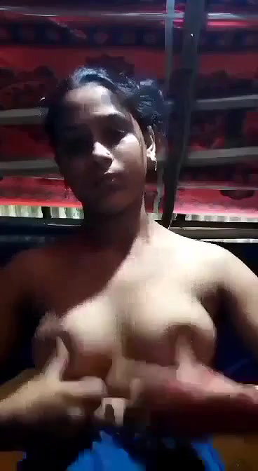 Village Horny girl Fully Nude Fingering