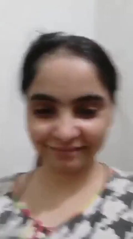 Cute desi girl showing her cute tits