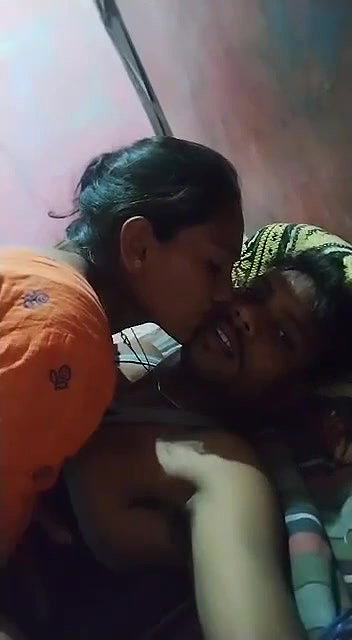Desi girl kissing and riding dick of BF