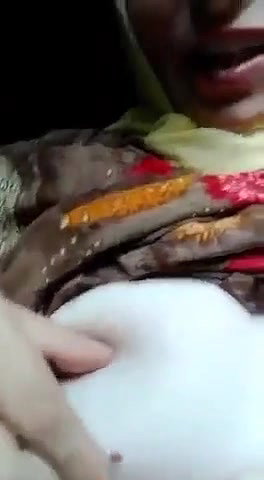 beautiful Pakistani wife fingering pussy