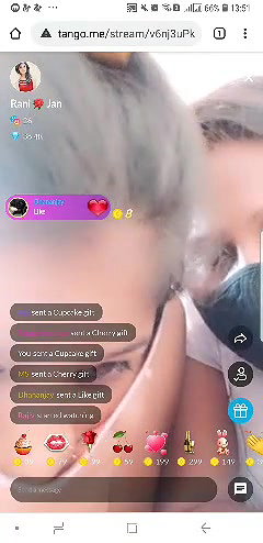 Indian girls super nude show on live cam