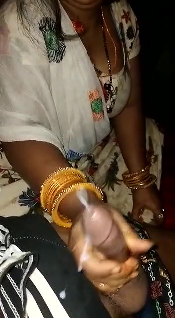 Bihari Bhabhi giving blowjob to hubby