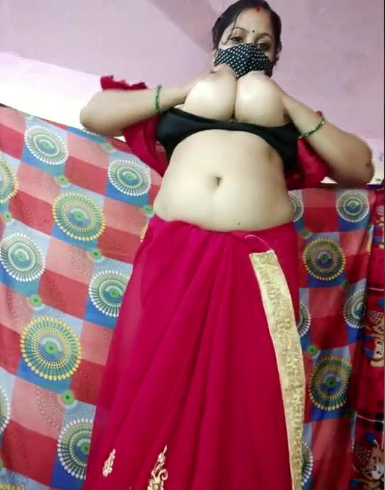 sexy housewife fucking show on live cam
