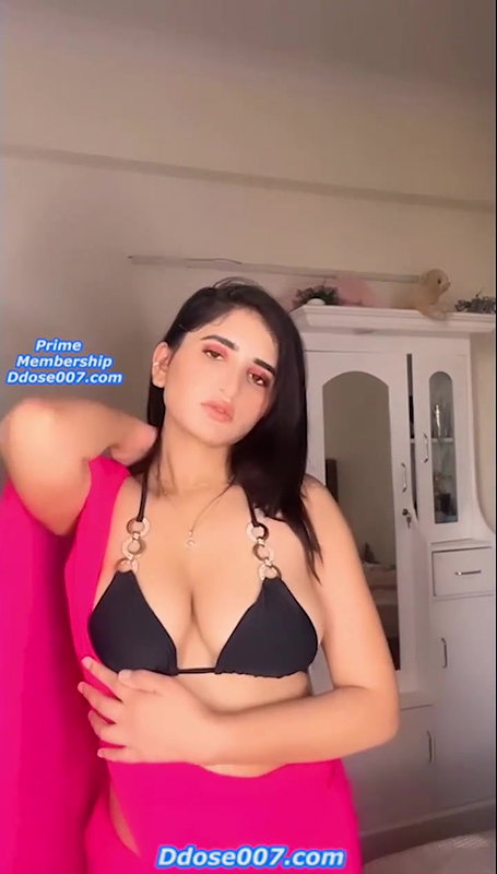 Rachel Sharma, Sister of Sassy Poonam Pressing Boobs ~ New Paid Video