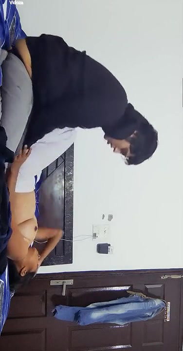 Desi call girl blowjob and fucked