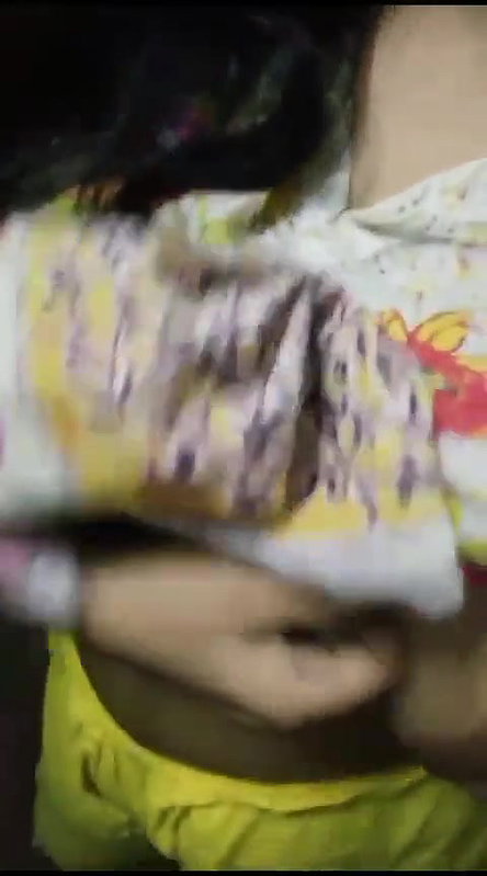 bigbooby bengali girl pressing boobs fingering