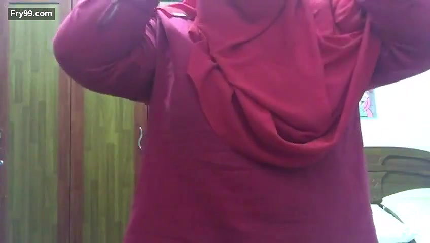 Big Mature Bhabhi Getting Naked