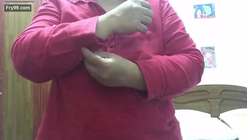 Big Mature Bhabhi Getting Naked
