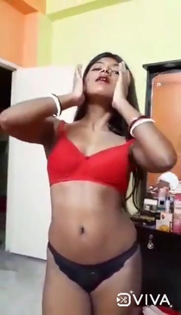 Bengali narried porn girl boob show teaser