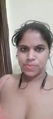 naughty Bhabhi teasing boobs show