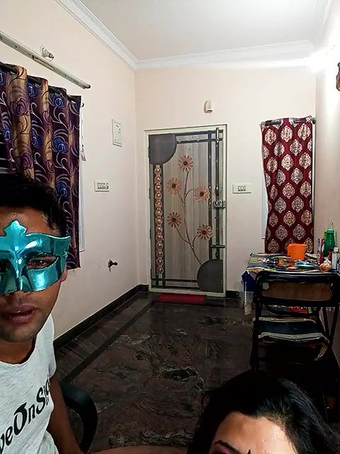 Hindustani couple live cam sex show