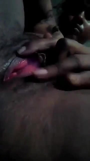Bengali Boudi showing her red pussy hole on cam