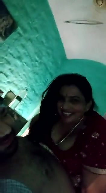 horny Indian couple midnight sex video