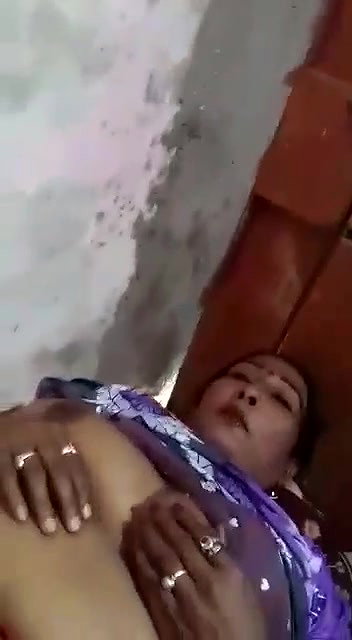 Desi Randi boobs and pussy show to customer