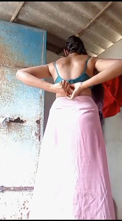 Sweaty Tamil Slut Milf Nude Show