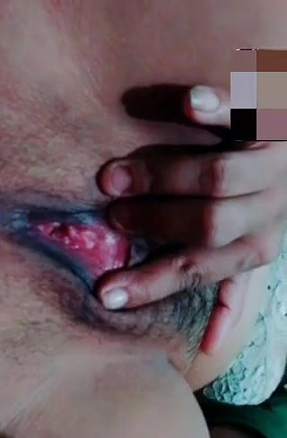 Indian Young Girlfriend Showing