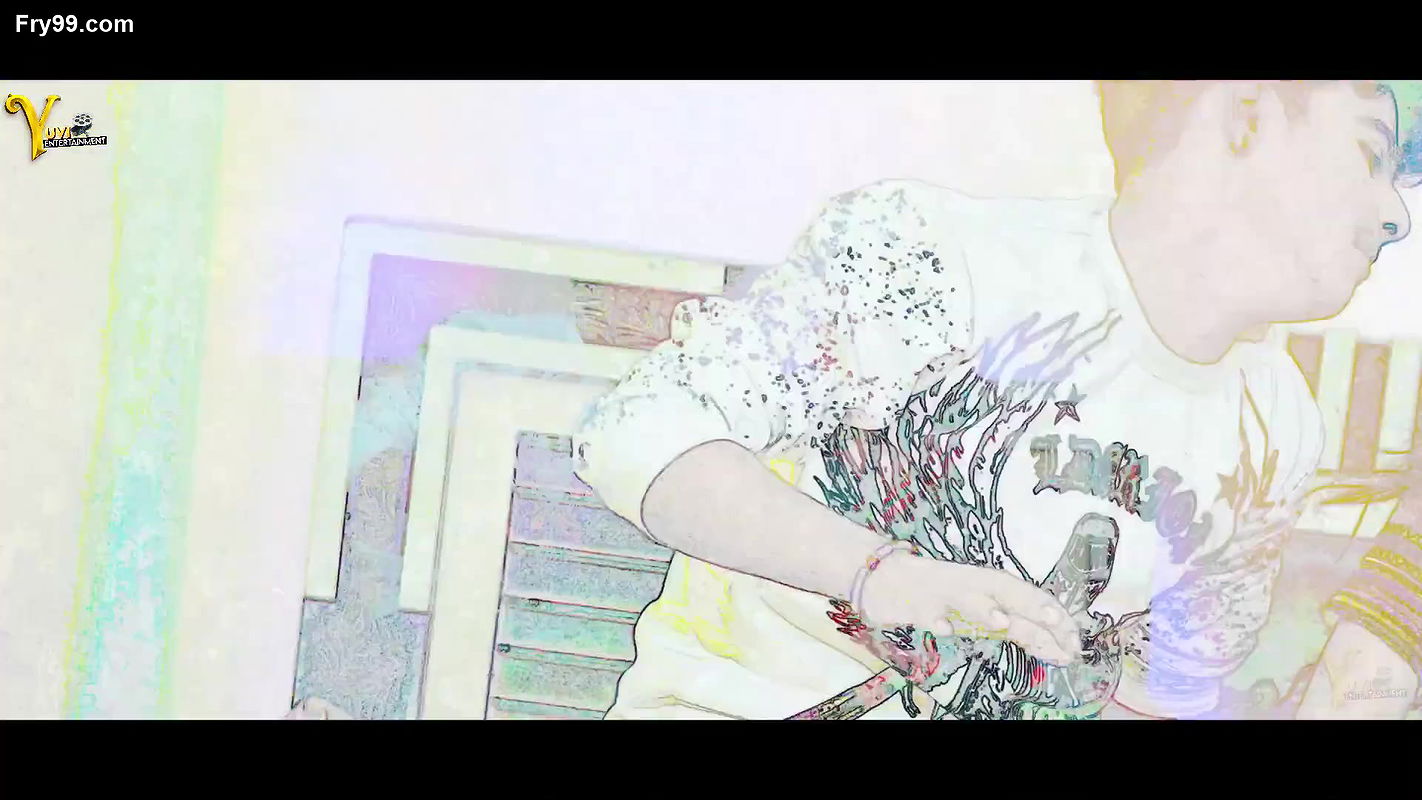 An Unknown hot song – Navel Grope