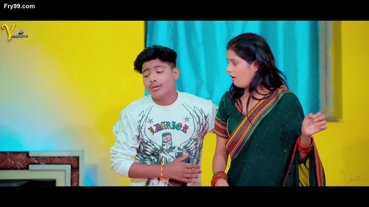 An Unknown hot song – Navel Grope