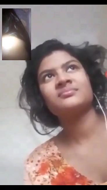 Bangladeshi Gf showing boobs and pussy