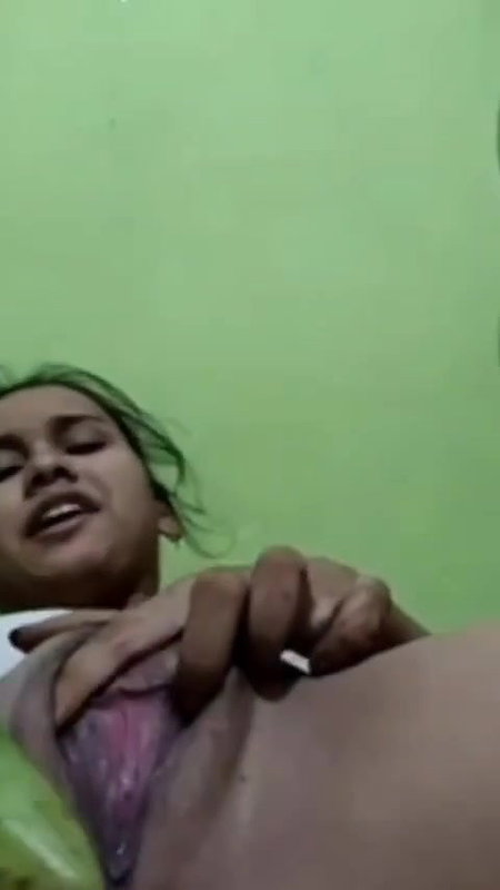 Horny Girl Masturbating With Cucumber Giving Blowjob