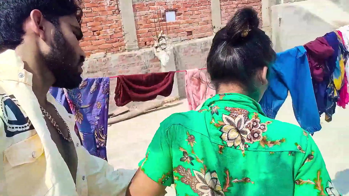 Babu ki Baby Vlogs Hot Bath After Playing Holi