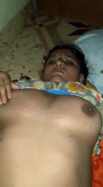 Bhabhi boobs pressing and fucking