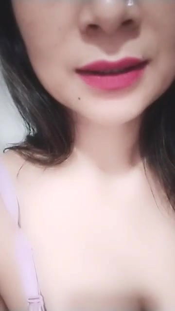 Indian Bhabhi showing her boobs and pussy
