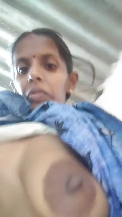 Telugu wife showing her boobs and pussy